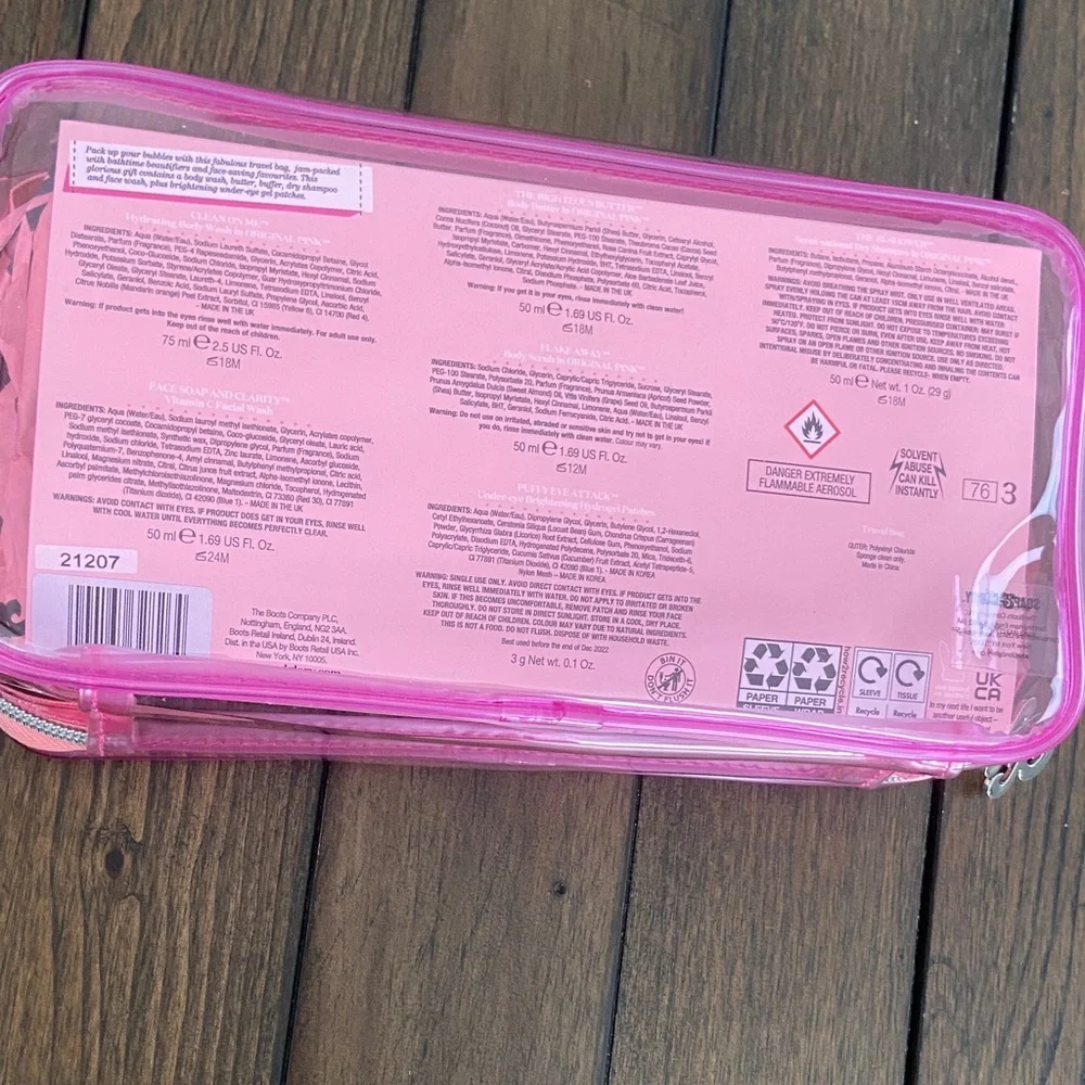 Soap & Glory Hello Gorgeous Pink Body Wash Set